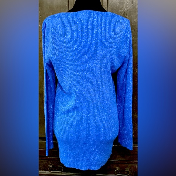 Objects Dart metallic blue beaded sweater - Size Medium - Picture 3 of 12